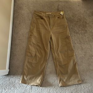 Vintage Levi’s high waisted leg cropped tan jeans